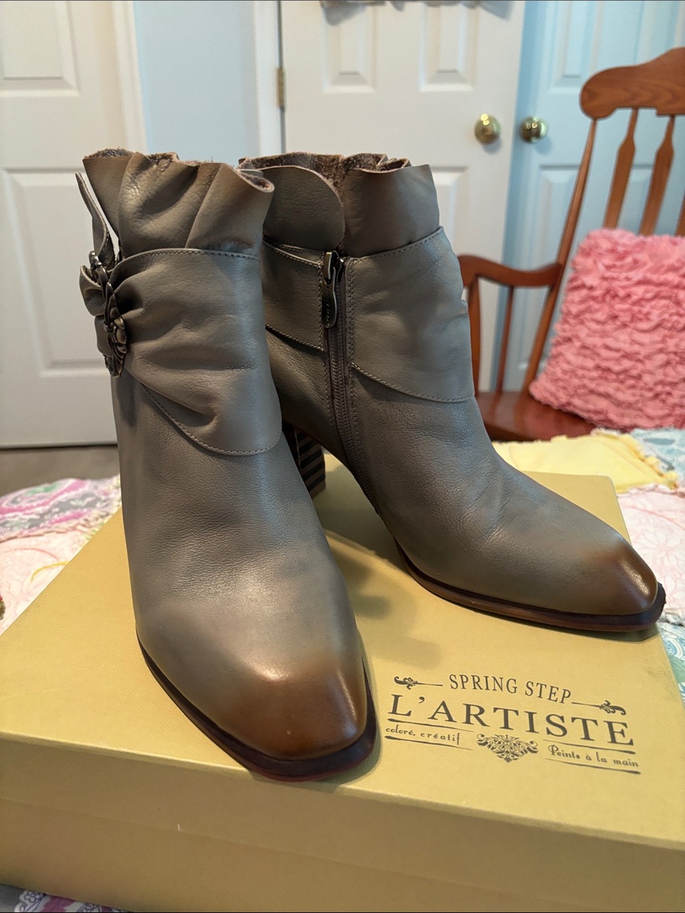 L'Artiste by Spring Step Gray Leather Ruffled Ankle Booties
